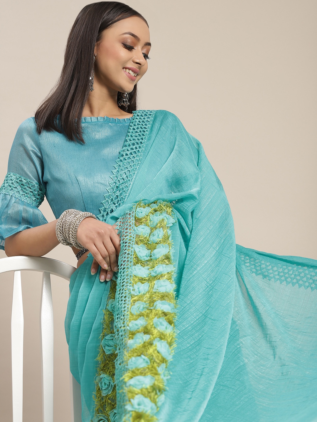 

RAJGRANTH Turquoise Blue Grass Flower Work Saree