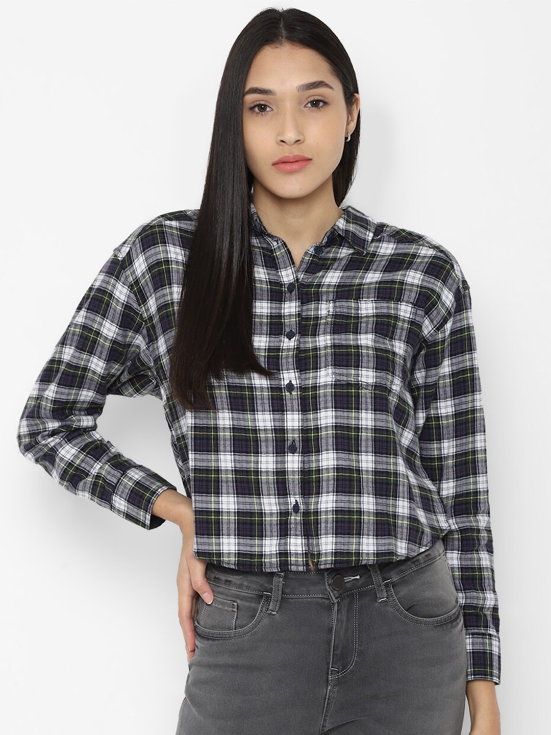 

AMERICAN EAGLE OUTFITTERS Women Black Tartan Checked Casual Shirt