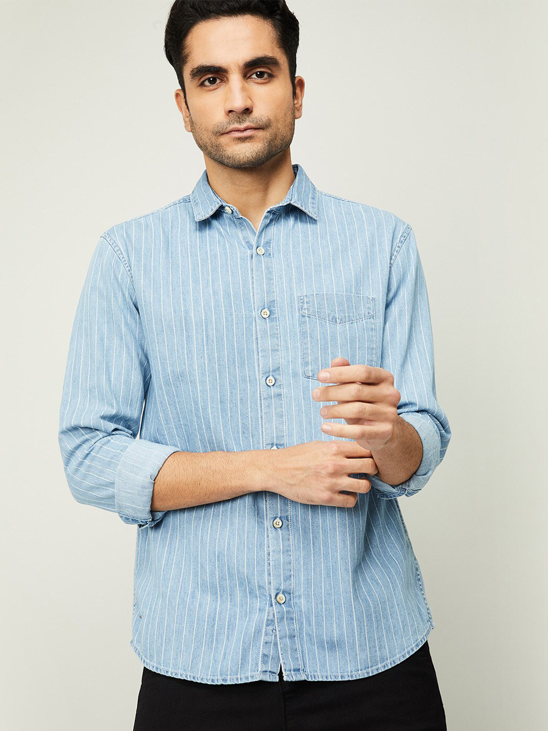 

Forca by Lifestyle Men Blue Slim Fit Striped Casual Shirt