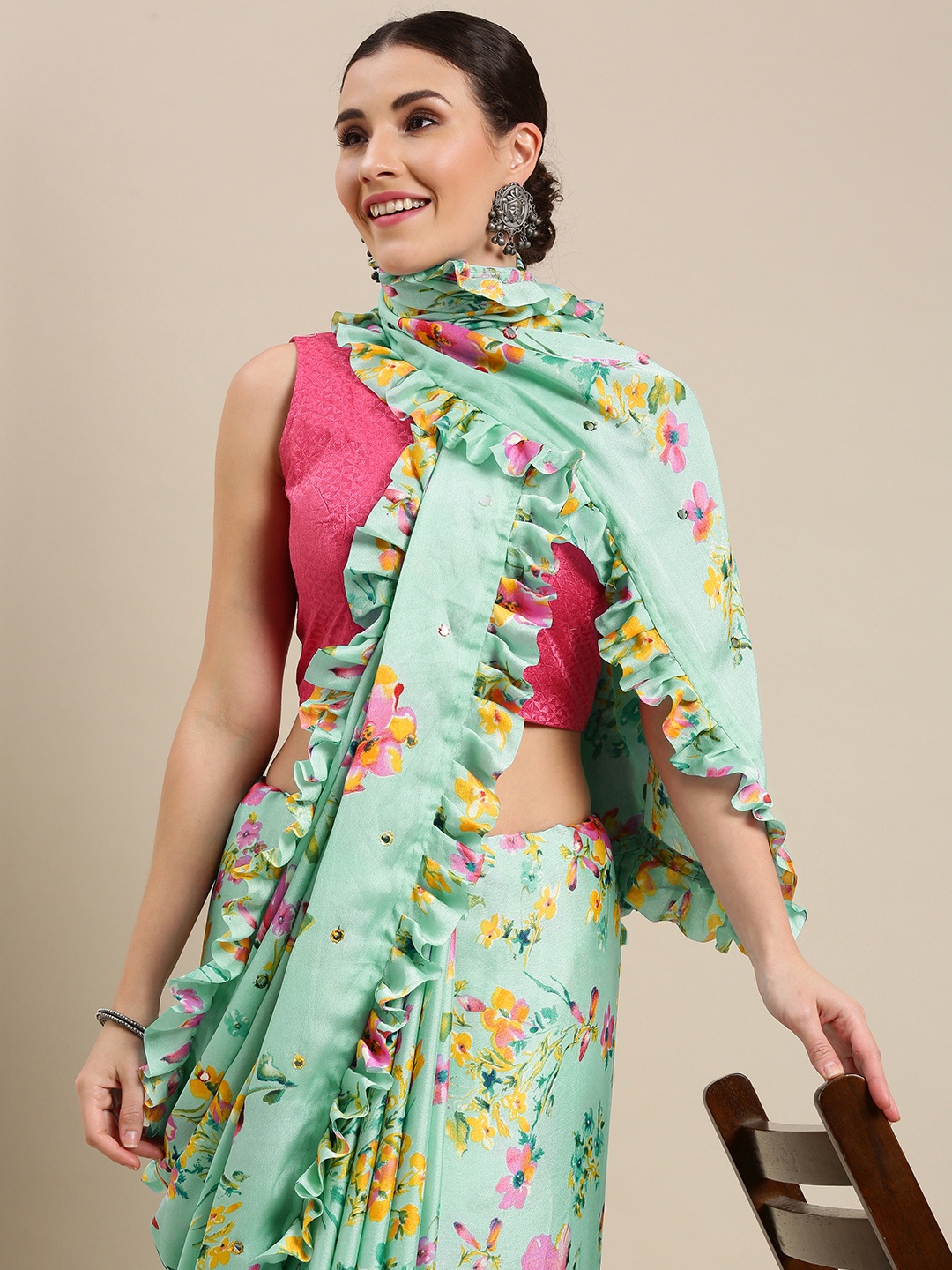 

Kvsfab Women Green & Mustard Yellow Floral Print Saree