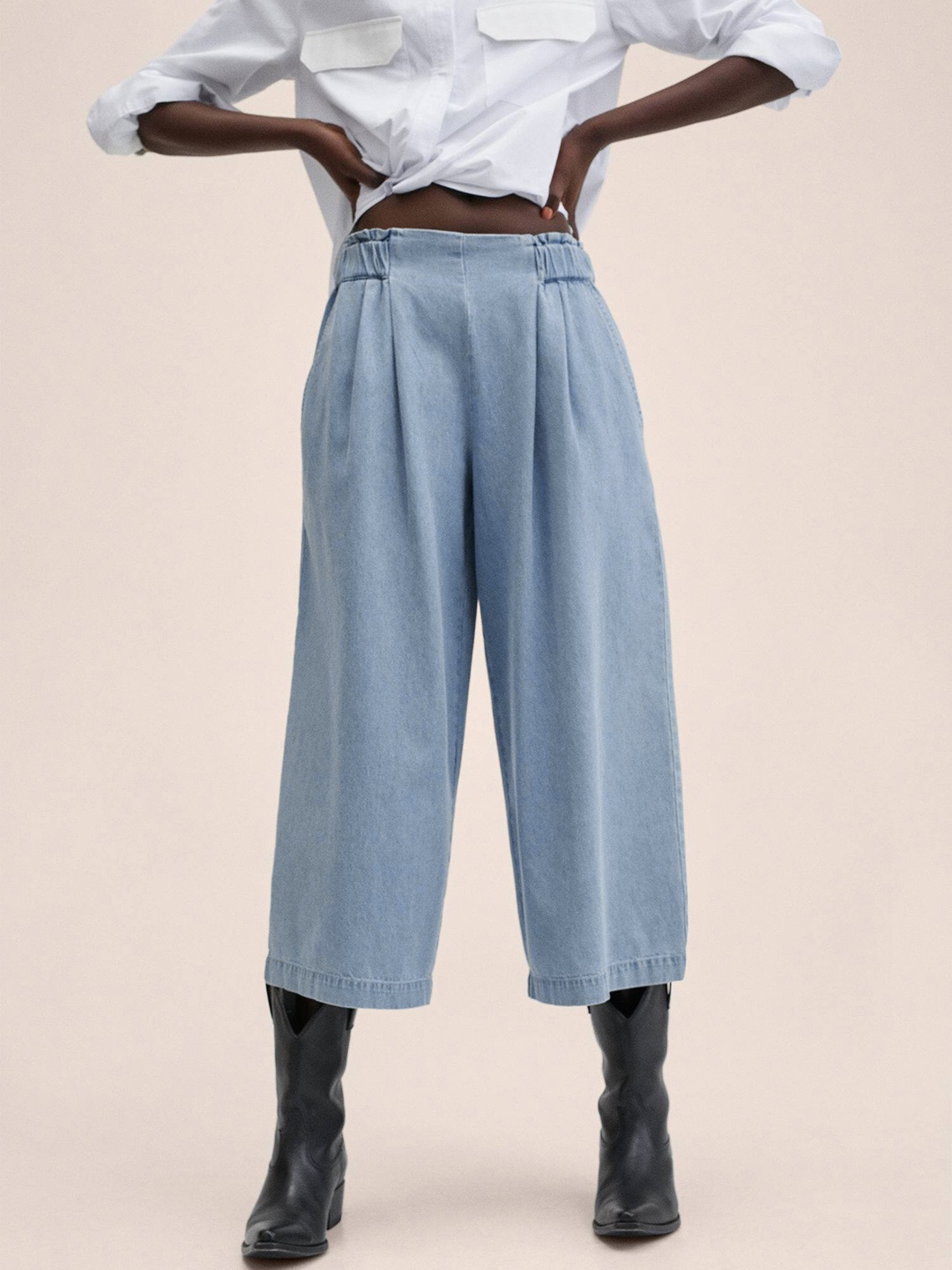 

MANGO Women Blue Solid Pure Cotton Pleated Culottes Trousers