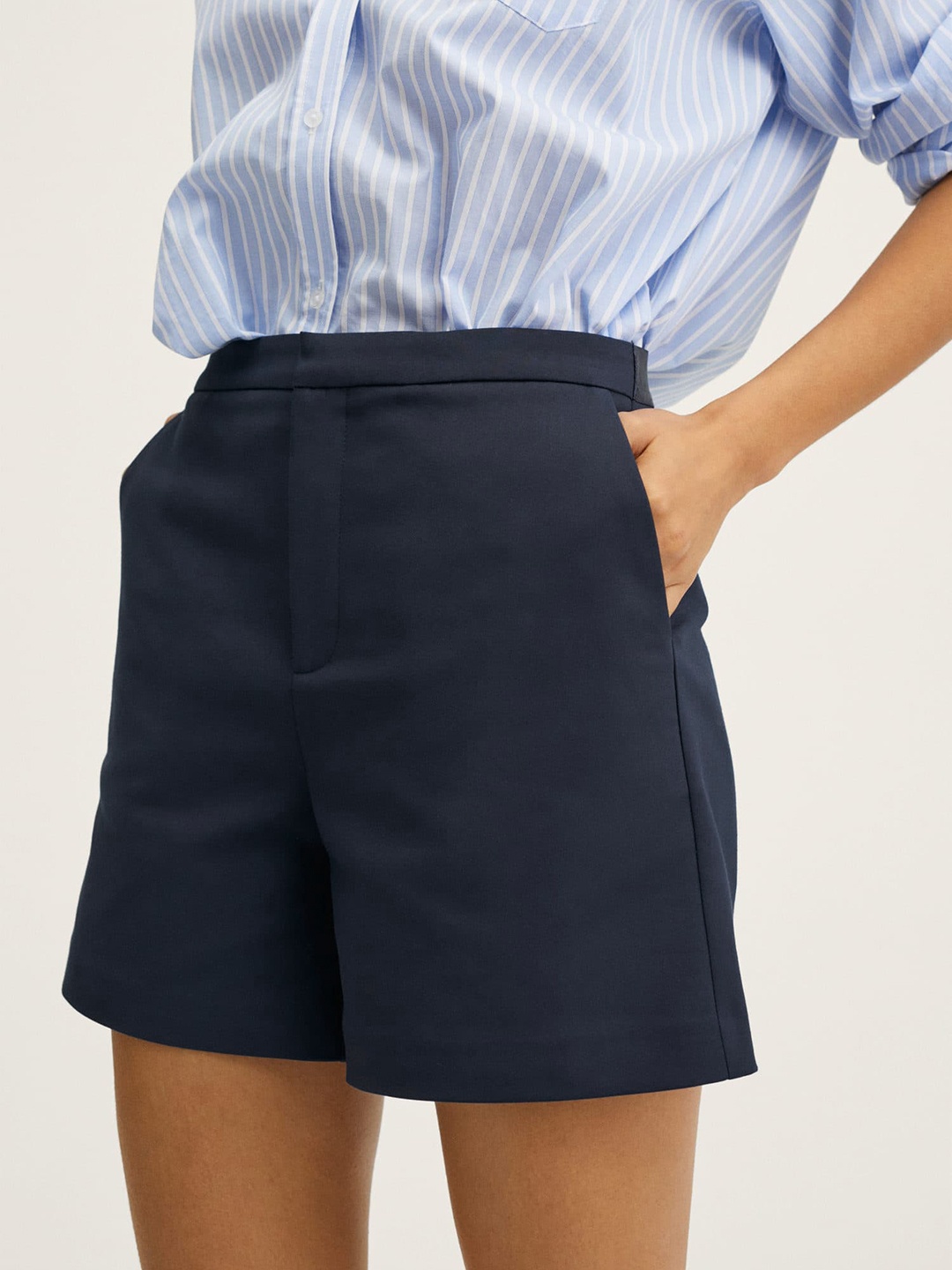 

MANGO Women Solid Shorts, Navy blue