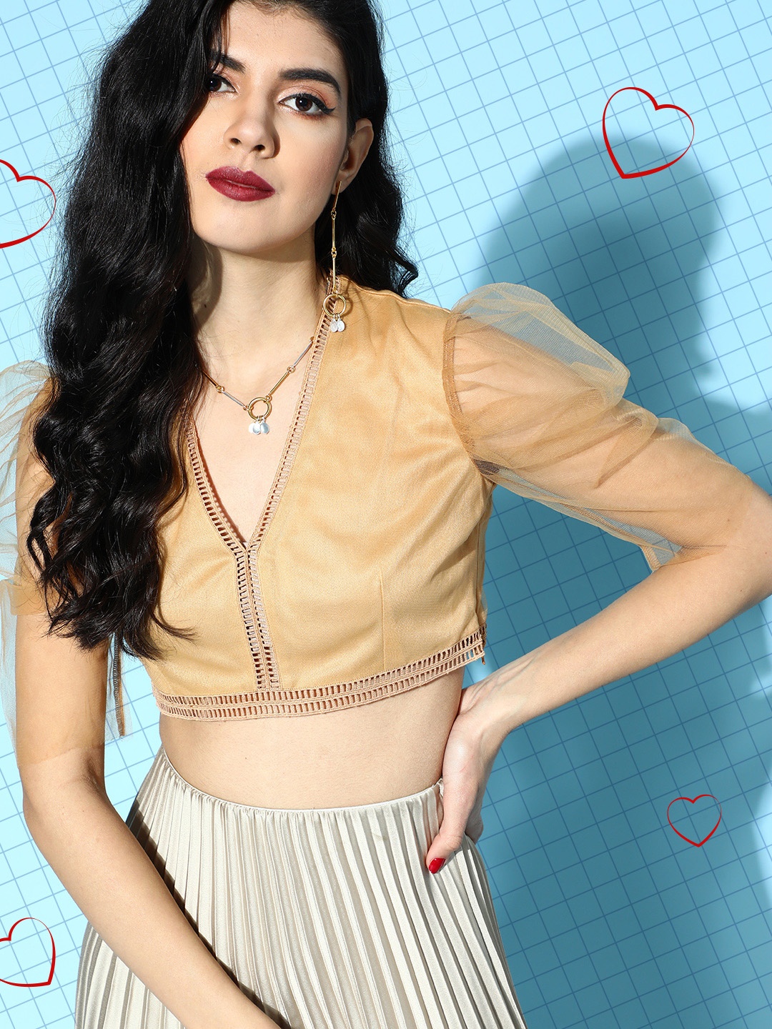 

SASSAFRAS Women Classy Beige Solid Cropped Top
