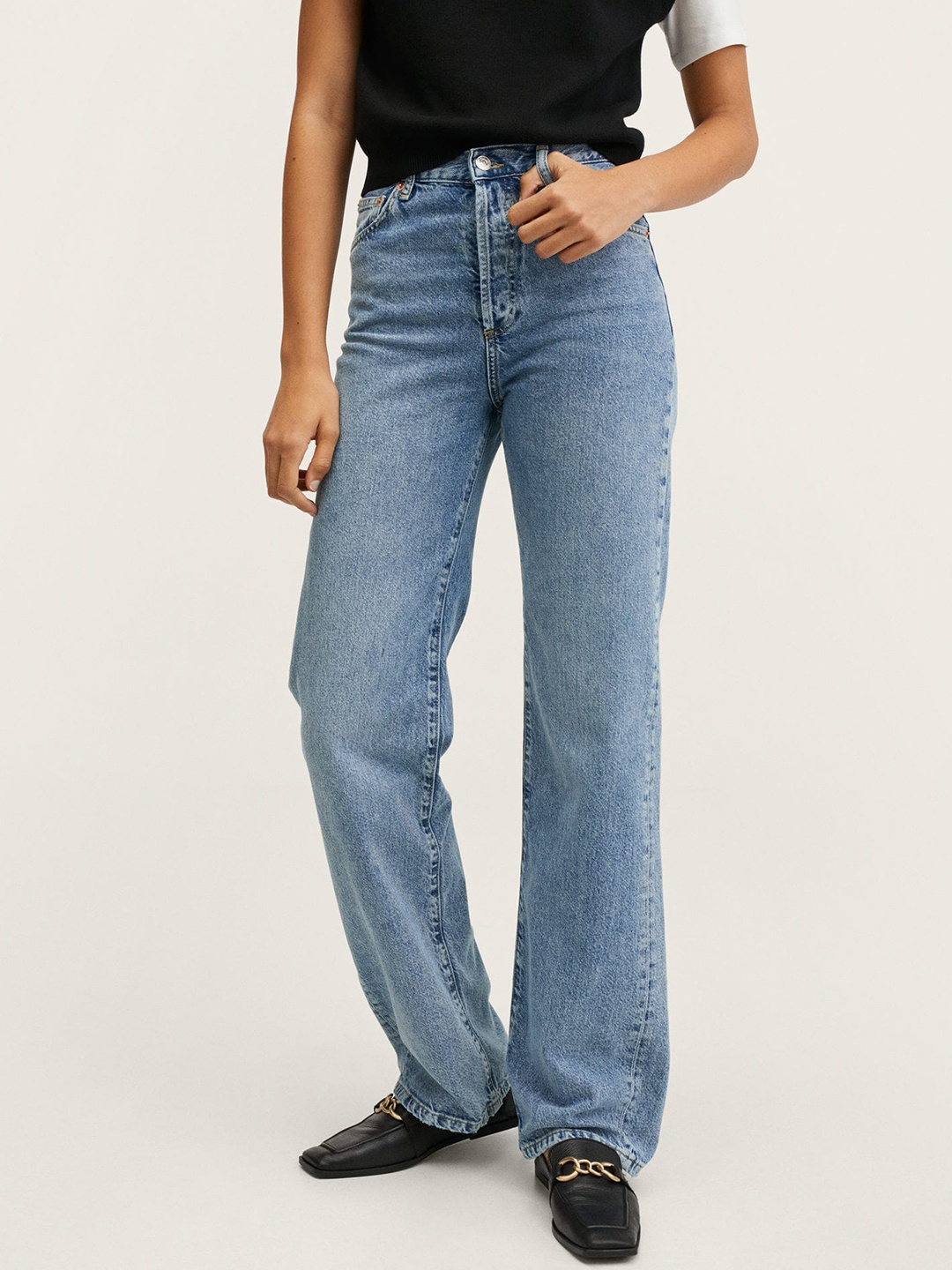 

MANGO Women Blue Pure Cotton Straight Fit High-Rise Light Fade Jeans