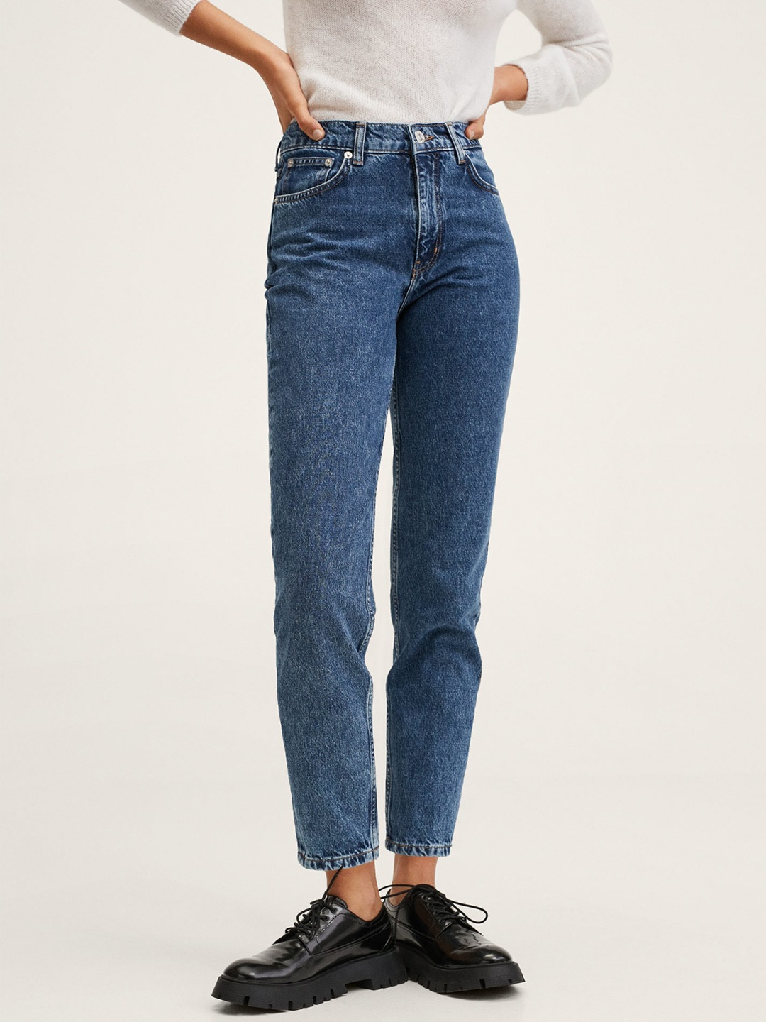 

MANGO Women Blue Pure Cotton Mom Fit High-Rise Jeans