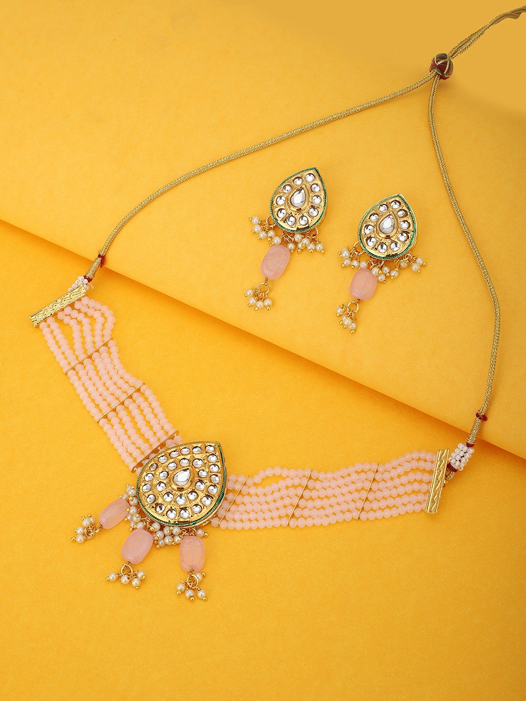 

KOLHA-BY CARLTON Women Gold-Plated Pink & Off-White Kundan Jewellery Set