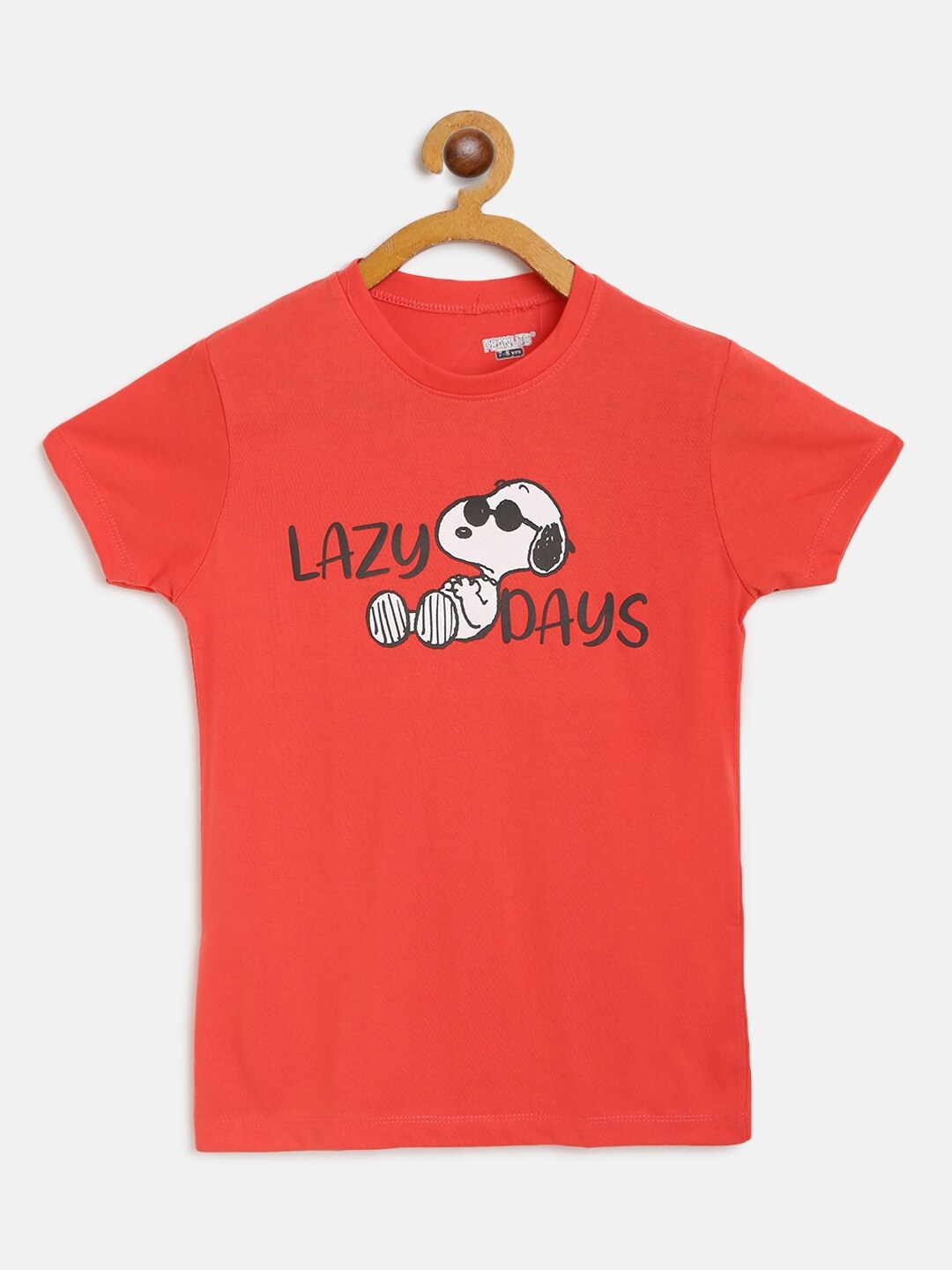 

Eteenz Girls Red & White Cotton Snoopy Printed T-shirt