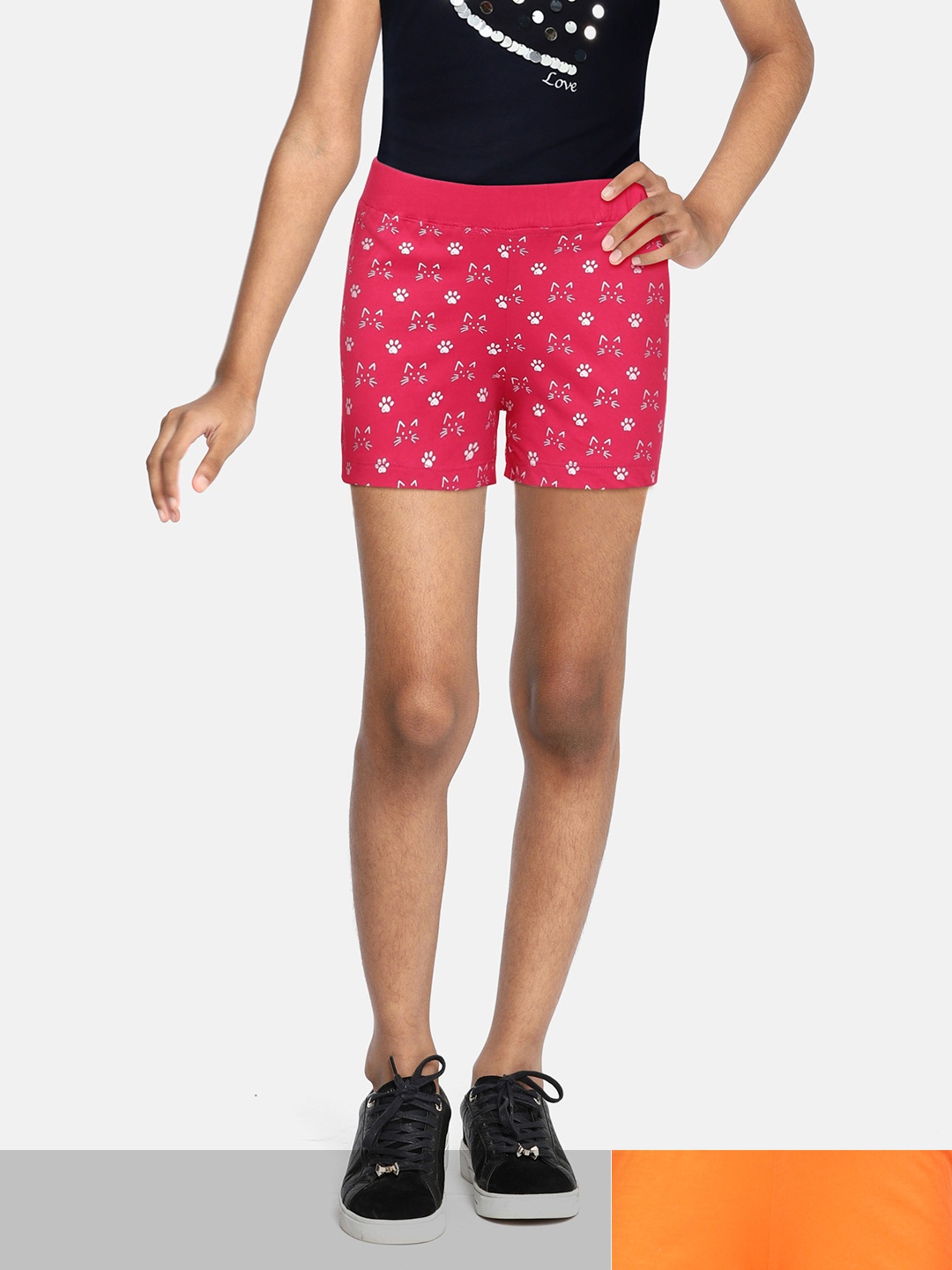 

Eteenz Girls Pack of 2 Printed Pure Cotton Shorts in Orange & Magenta