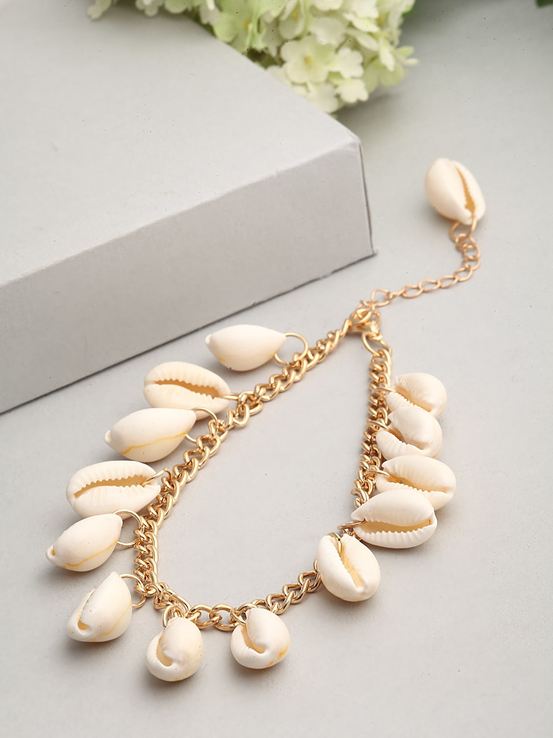 

Ferosh Gold-Toned Bahari Sea Shell Charm Anklet