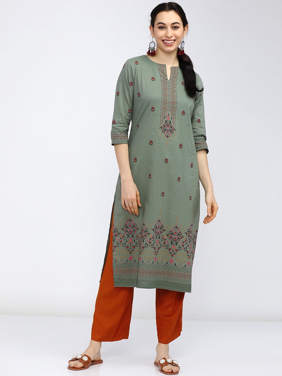 

Vishudh Women Olive Green Ethnic Motifs Printed Kurta