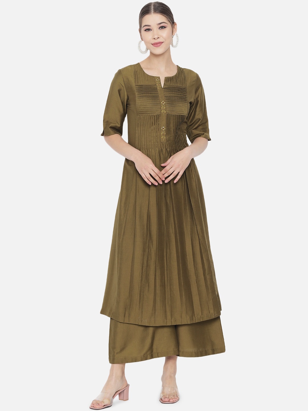

RAISIN Women Olive Green Floral Embroidered Pleated Kurta with Palazzos