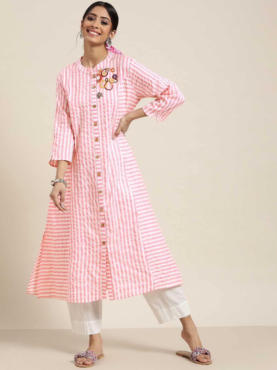 

Sangria Women Pink Striped Kurta