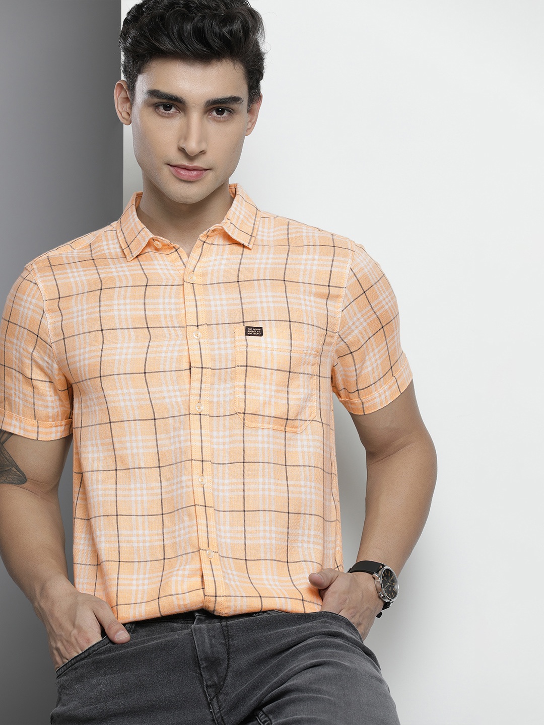 

The Indian Garage Co Men Orange Checked Casual Shirt