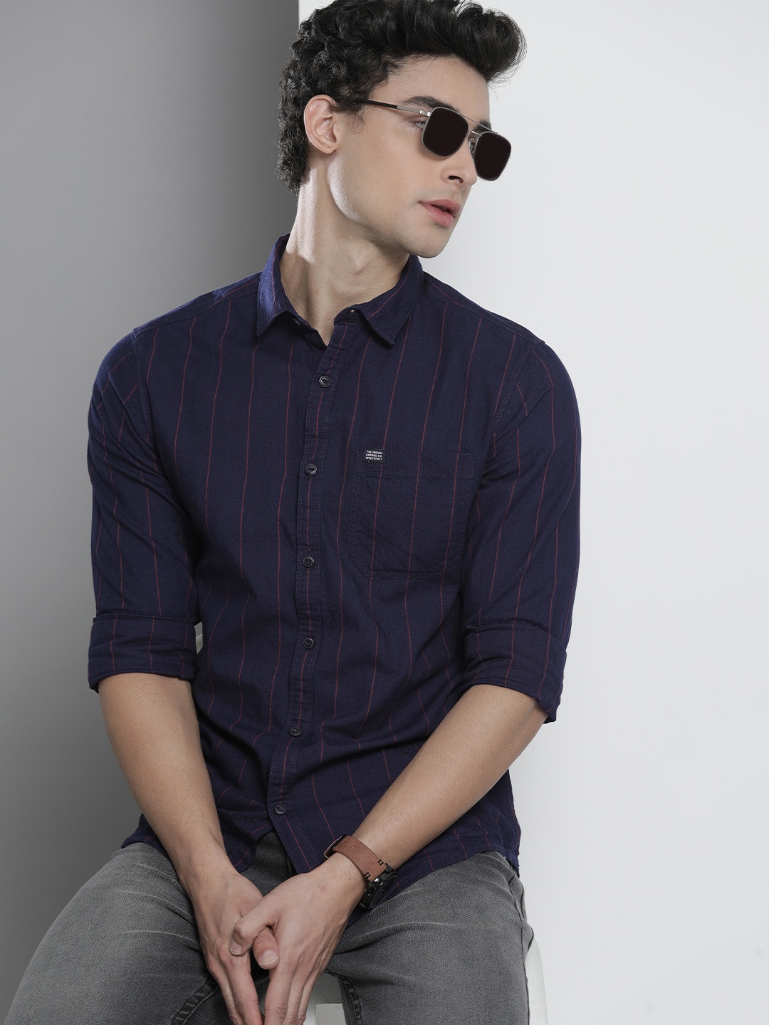 

The Indian Garage Co Men Navy Blue Pinstripes Casual Shirt