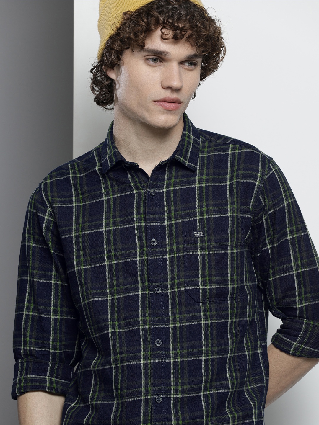 

The Indian Garage Co Men Navy Blue & Green Checked Casual Shirt