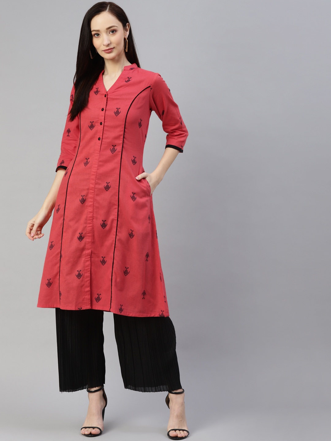 

Ayaany Women Red Cotton Ethnic Motifs Printed Kurta