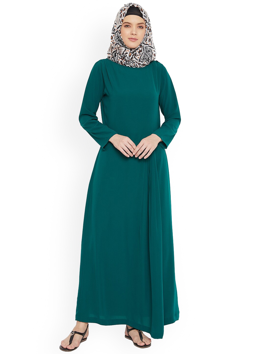 

MOMIN LIBAS Green Solid Boat Neck Abaya