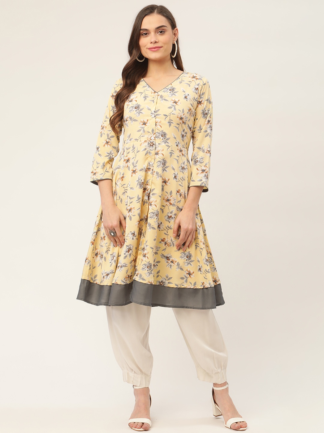 

Jompers Women Yellow Floral Printed A-Line Kurta