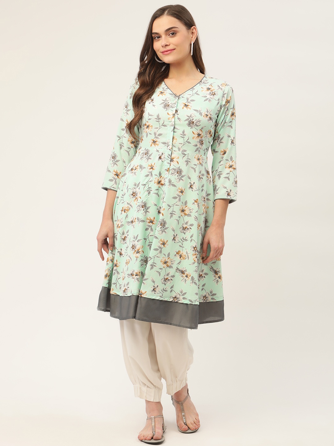 

Jompers Women Blue Floral Printed Kurta