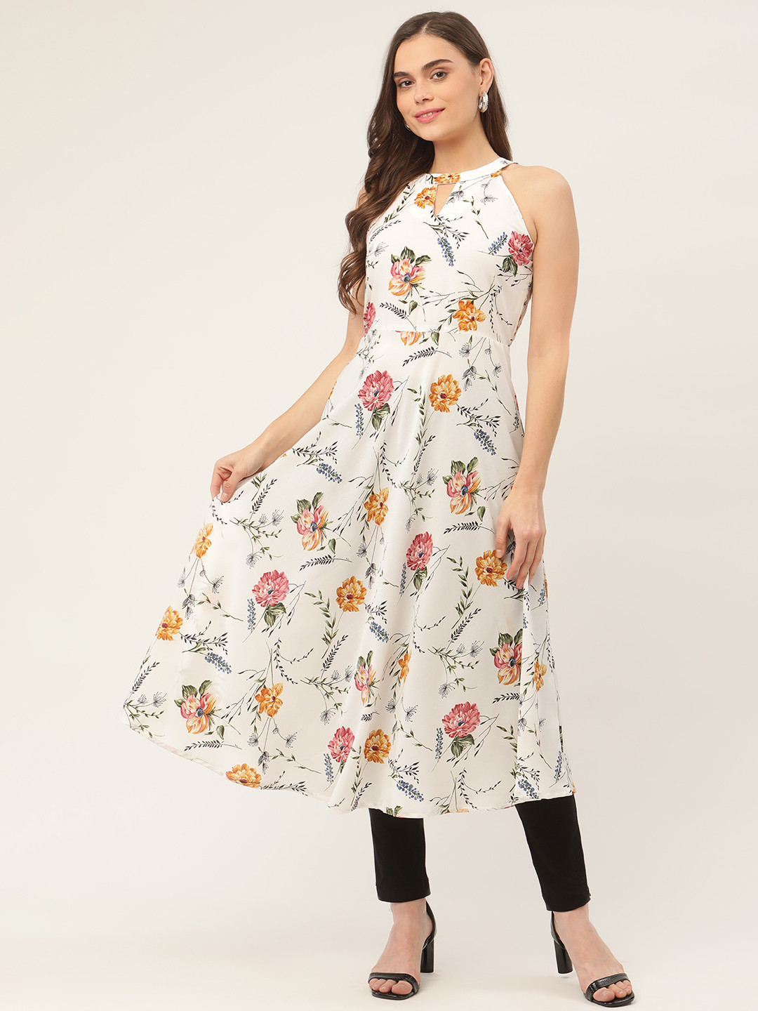

Jompers Women White Floral Printed Anarkali Kurta