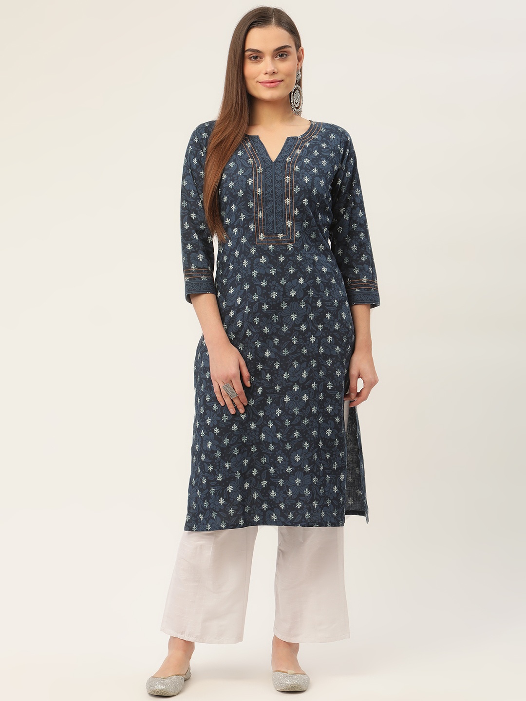 

Jompers Women Navy Blue & White Ethnic Motifs Printed Cotton Kurta
