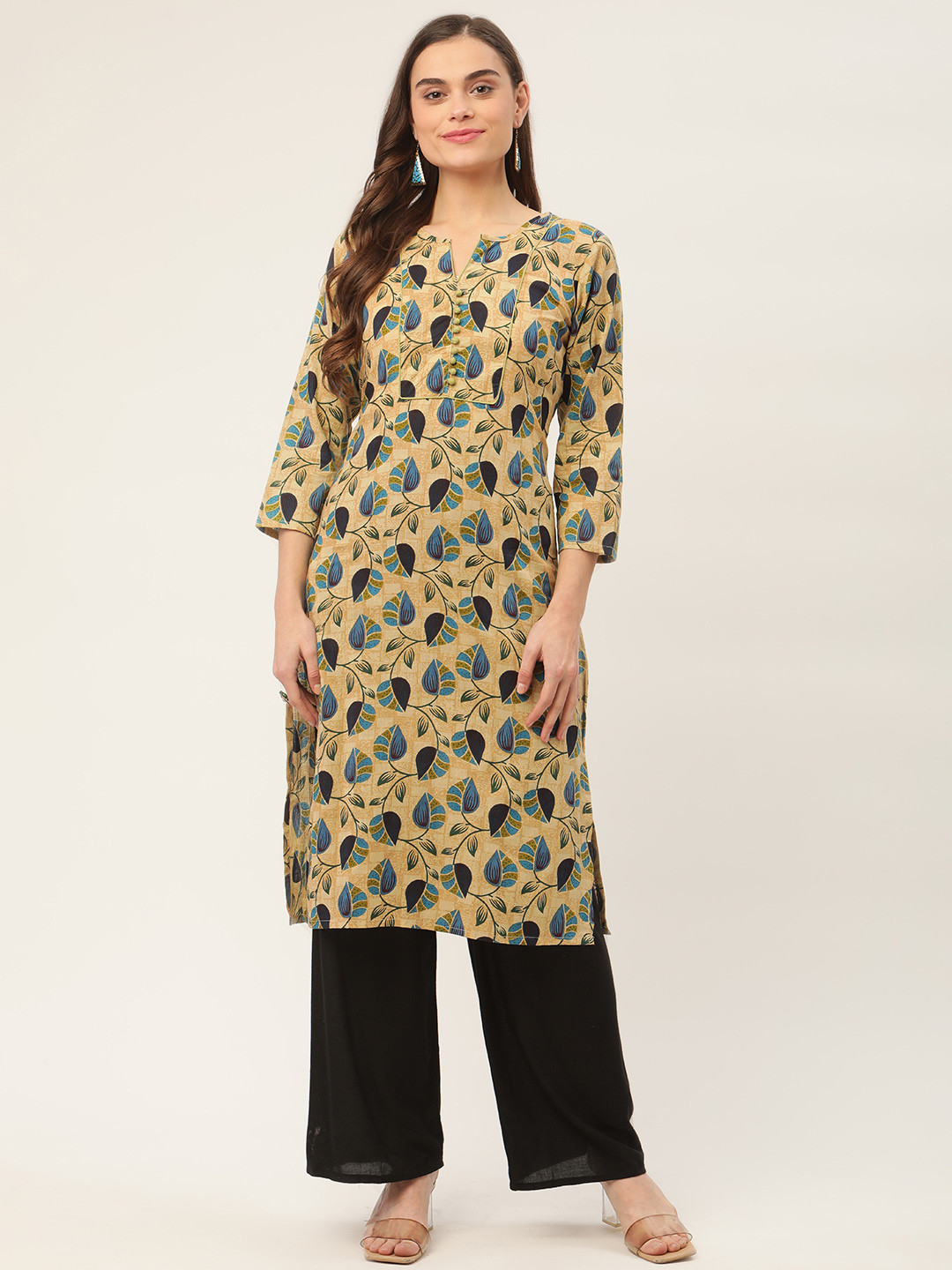 

Jompers Women Beige & Navy Blue Floral Print Pure Cotton Straight Kurta