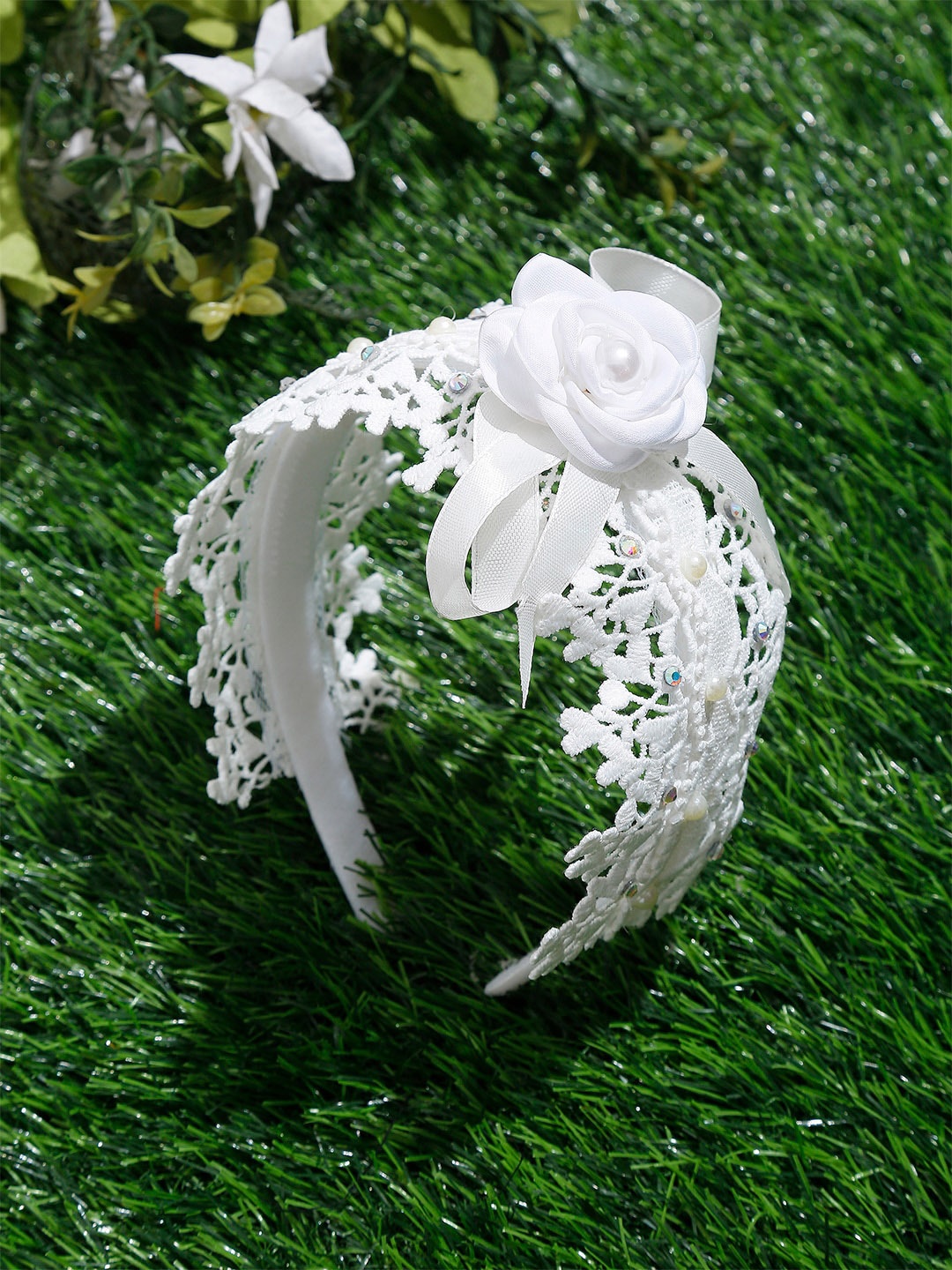

TIPY TAP Girls White Lace Floral Hairband