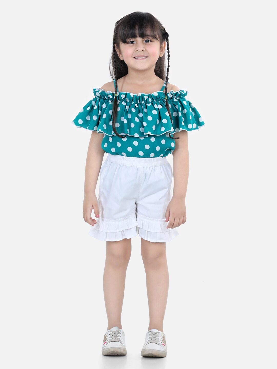 

Cutiekins Girls Green & White Polka Dot Printed Top with Shorts