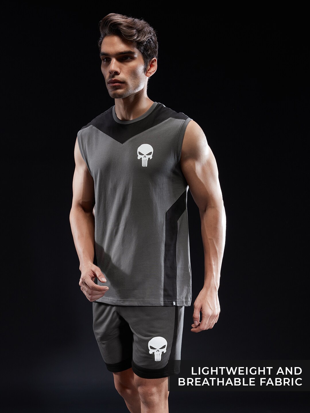 

The Souled Store Men Grey & Black Colorblocked Tshirts With Shorts
