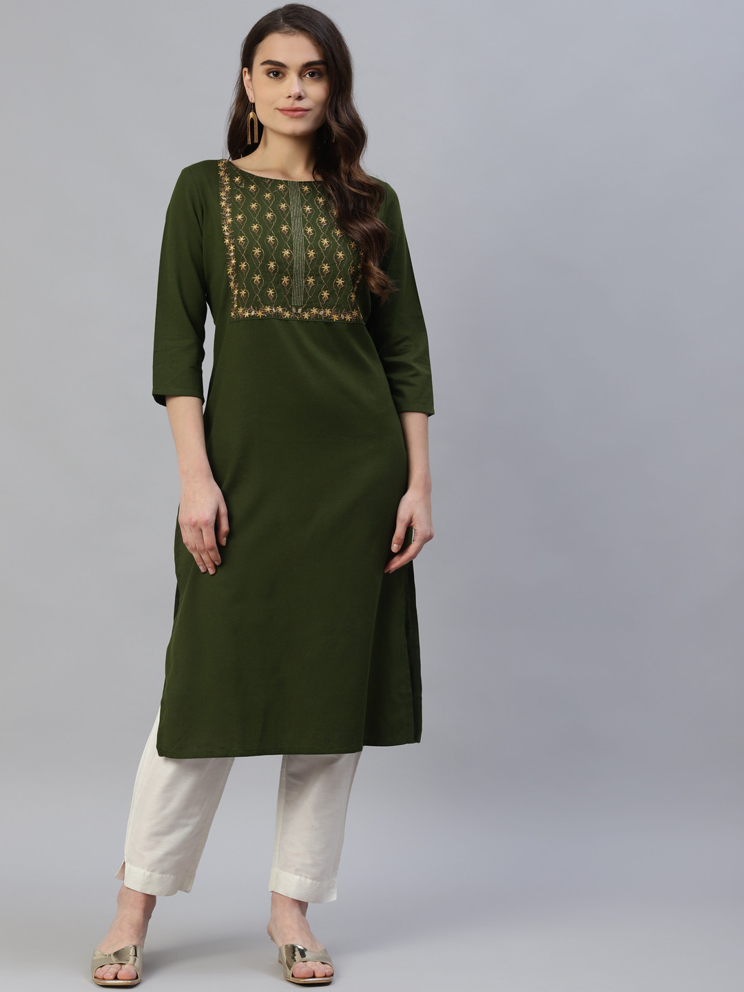 

Vbuyz Women Green Floral Yoke Design Kurta