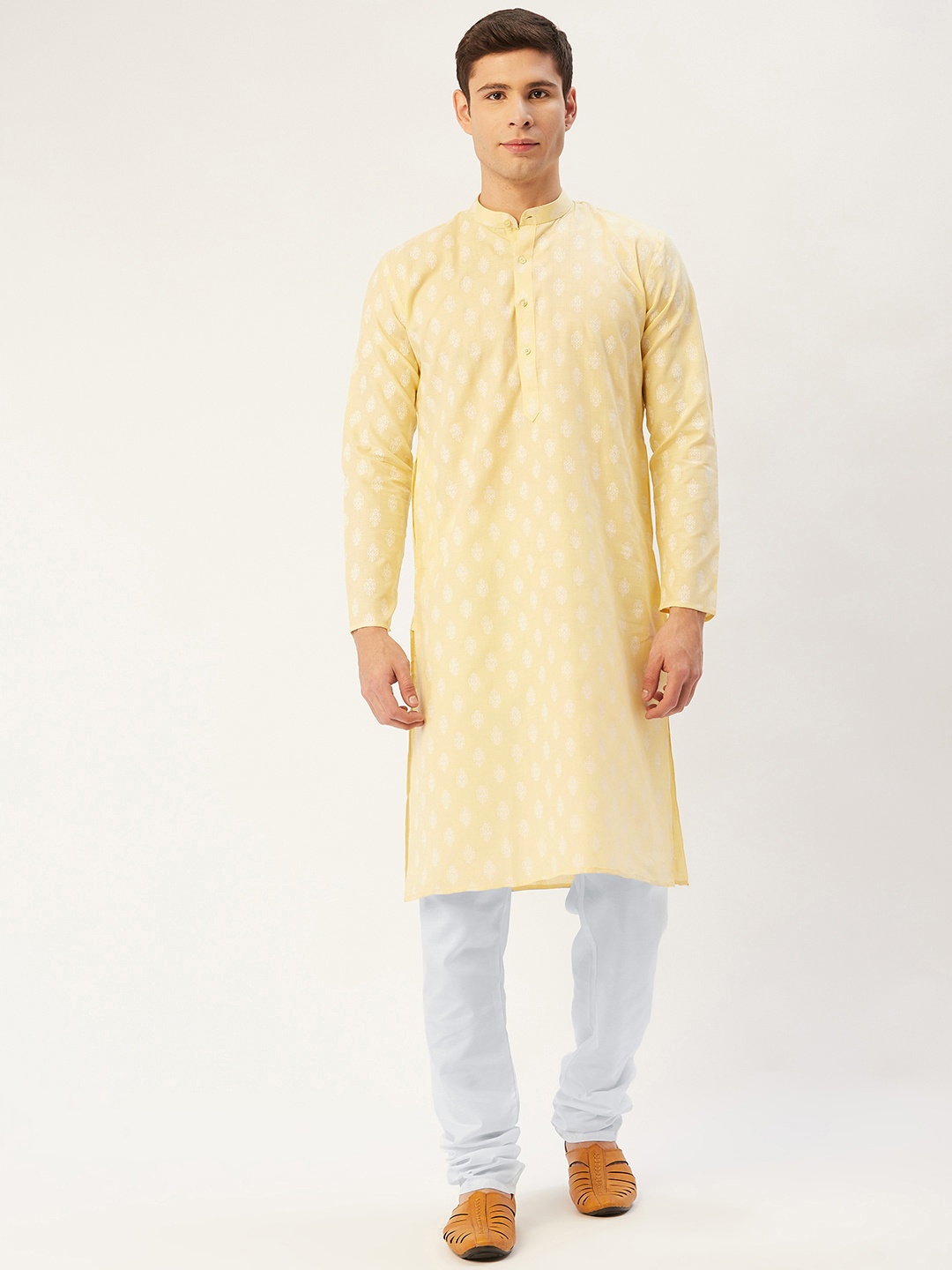 

Jompers Men Yellow & White Ethnic Motifs Print Regular Kurta with Churidar