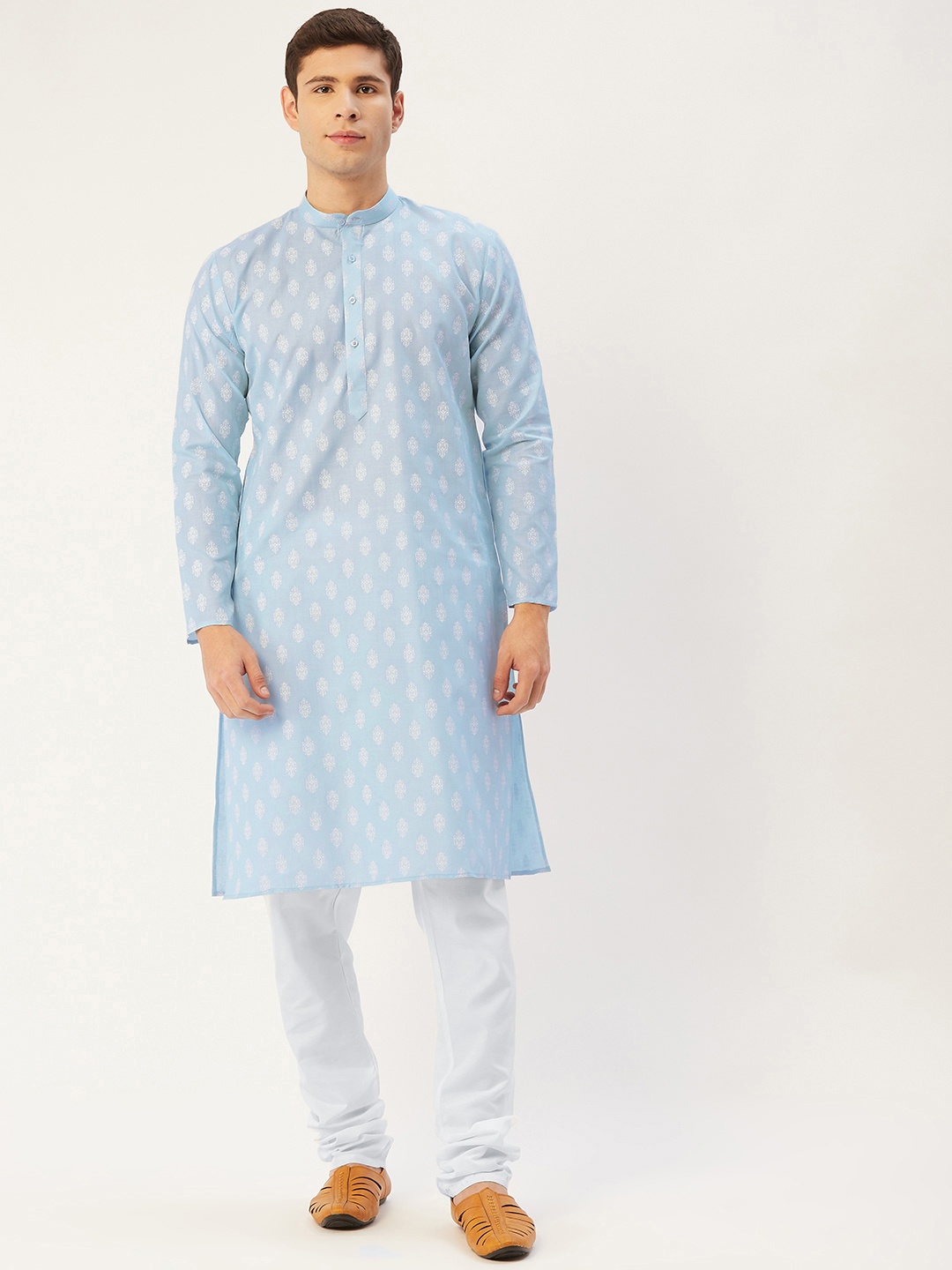 

Jompers Men Blue & White Ethnic Motifs Print Regular Kurta with Churidar