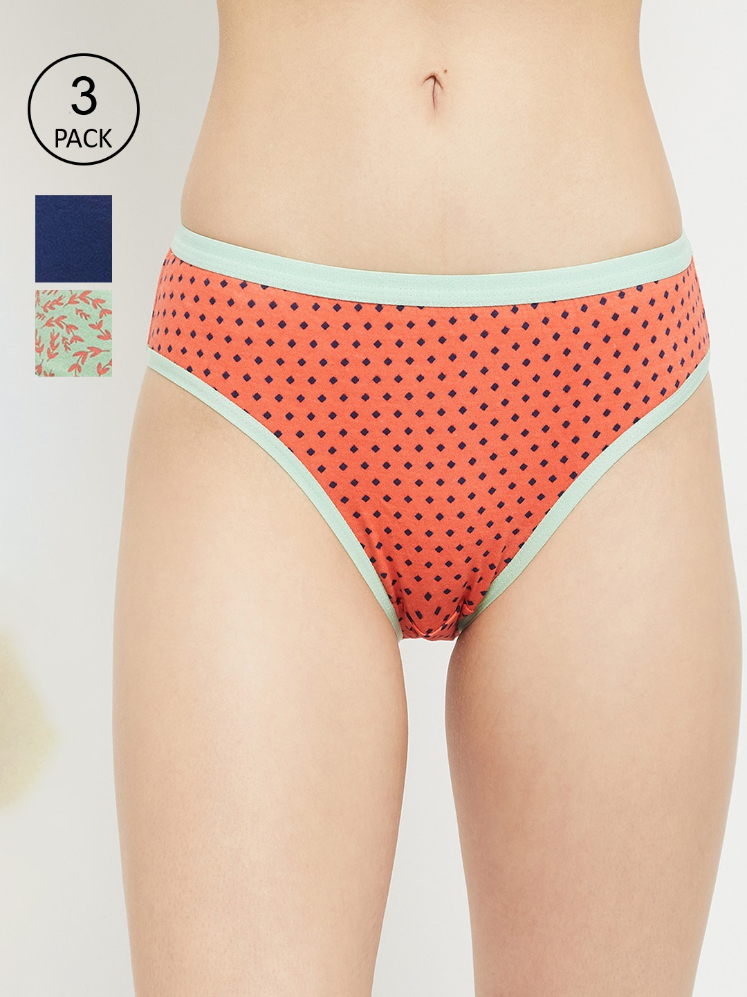 

max Women Pack of 3 Red & Blue Printed Cotton Basic Briefs NOOSPA21LH10RED
