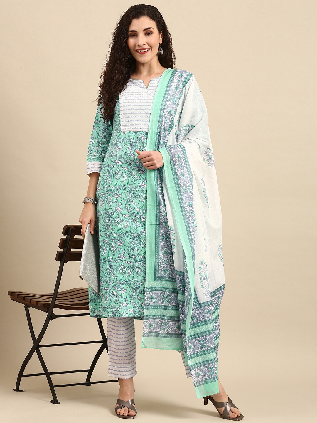 

Janasya Women Sea Green & White Pure Cotton Floral Printed Sequinned Kurta Set & Dupatta