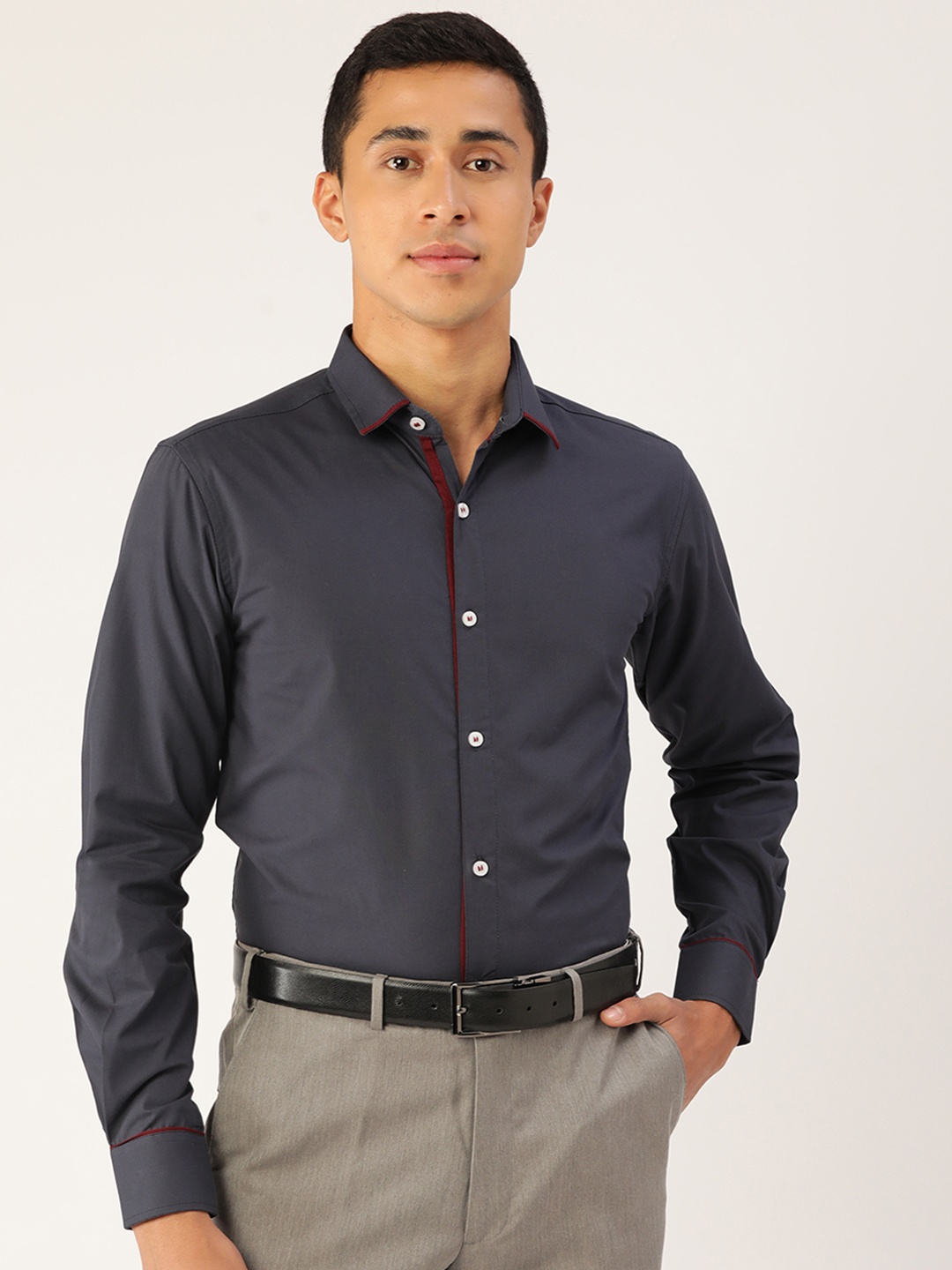

Molly & Michel Men Navy Blue Solid Slim Fit Formal Shirt