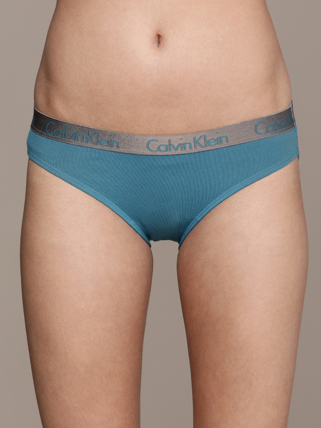 

Calvin Klein Underwear Women Teal Blue Solid Briefs QD3540CX3