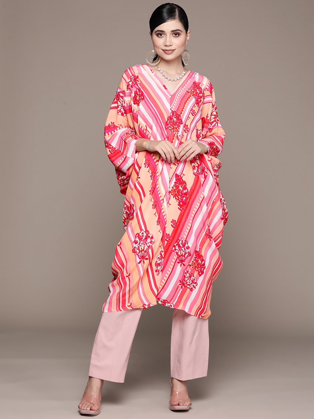 

aarke Ritu Kumar Women Pink & Beige Printed Crepe Kaftan Kurta