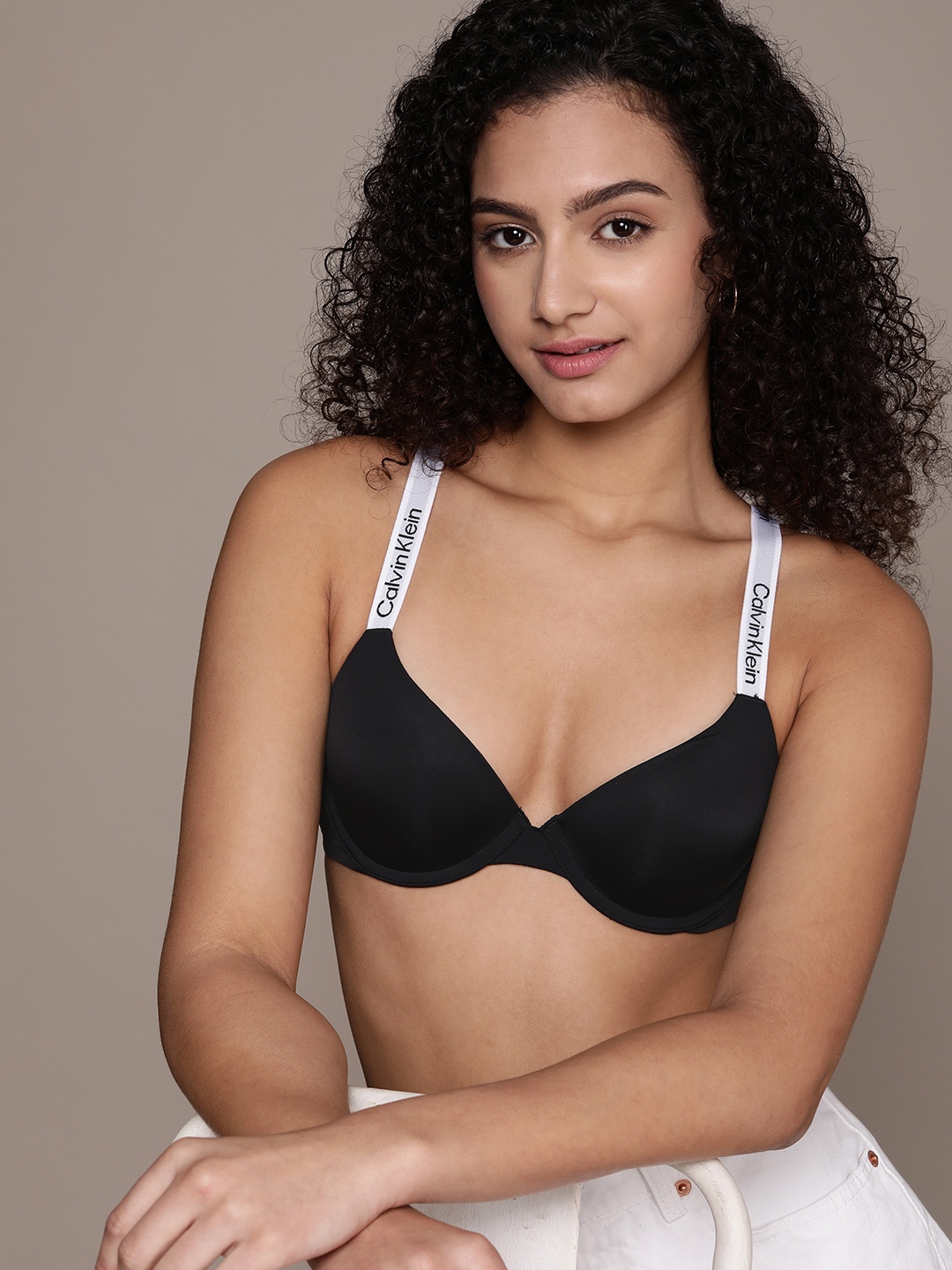 

Calvin Klein Underwear Women Black & White Bra Underwired Lightly Padded