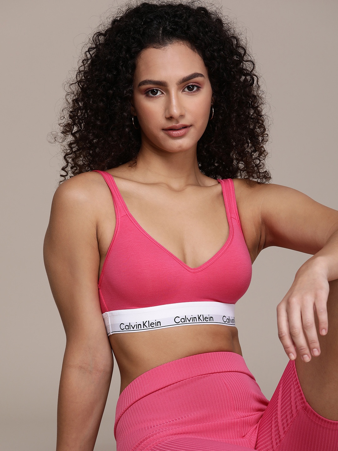 

Calvin Klein Underwear Pink Typography Bralette Bra Lightly Padded- QF5490VGY