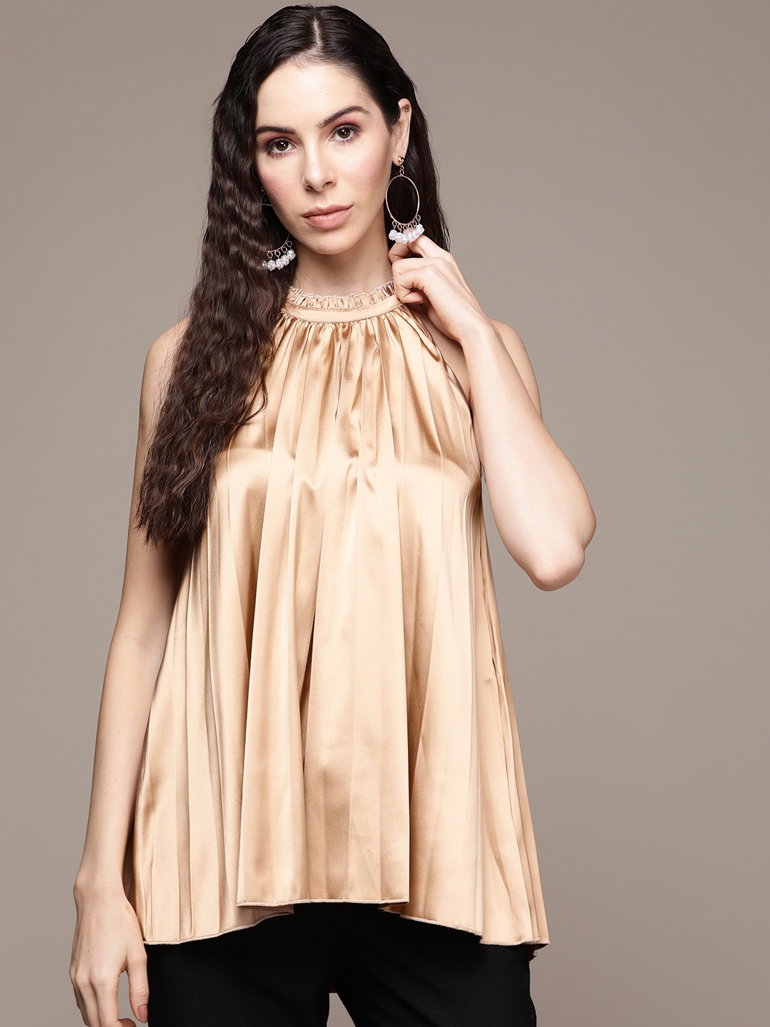 

Label Ritu Kumar Beige Halter Neck Top