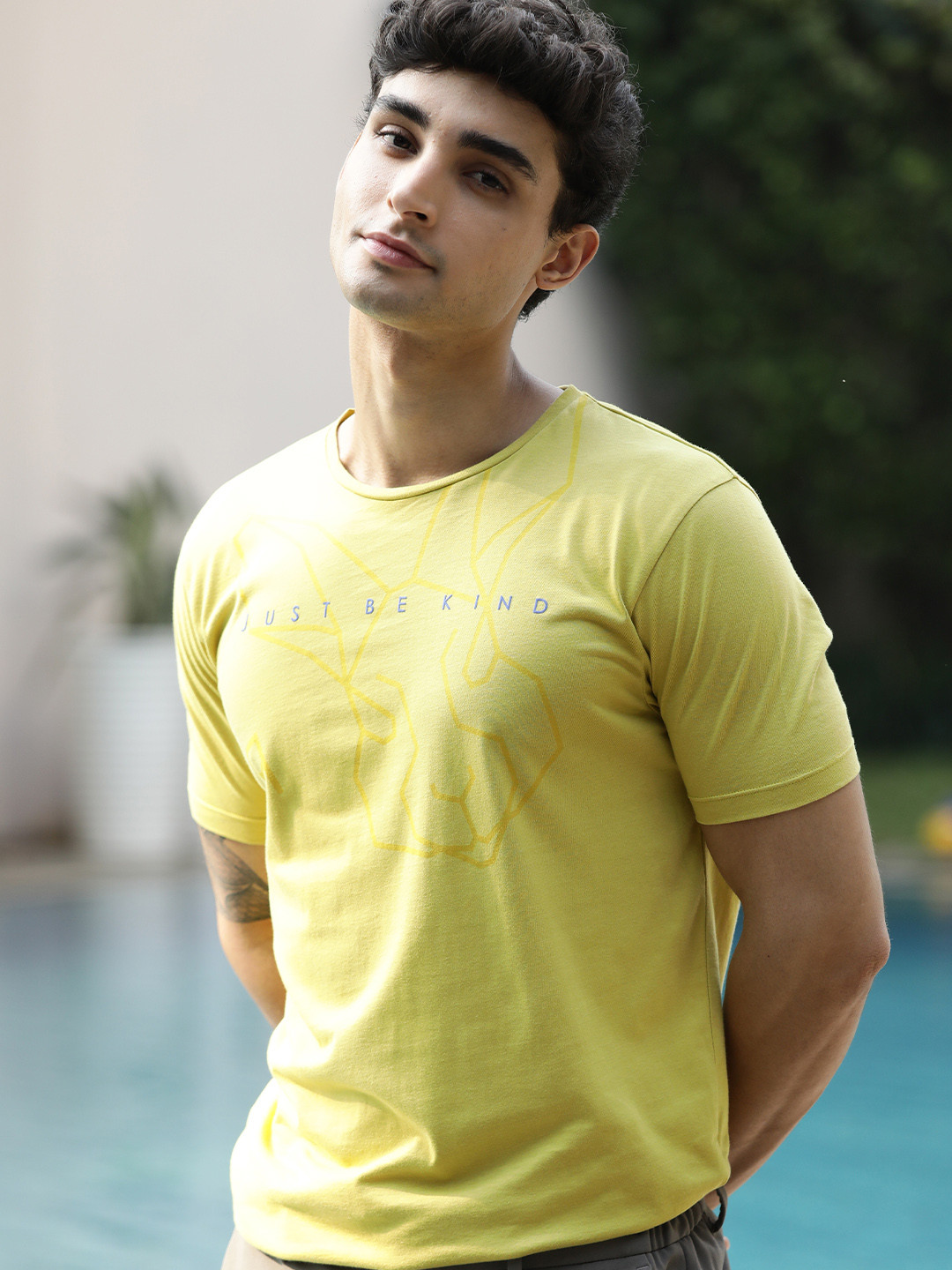

RARE RABBIT Men Message Typography Printed Pure Cotton Slim Fit T-Shirt, Yellow