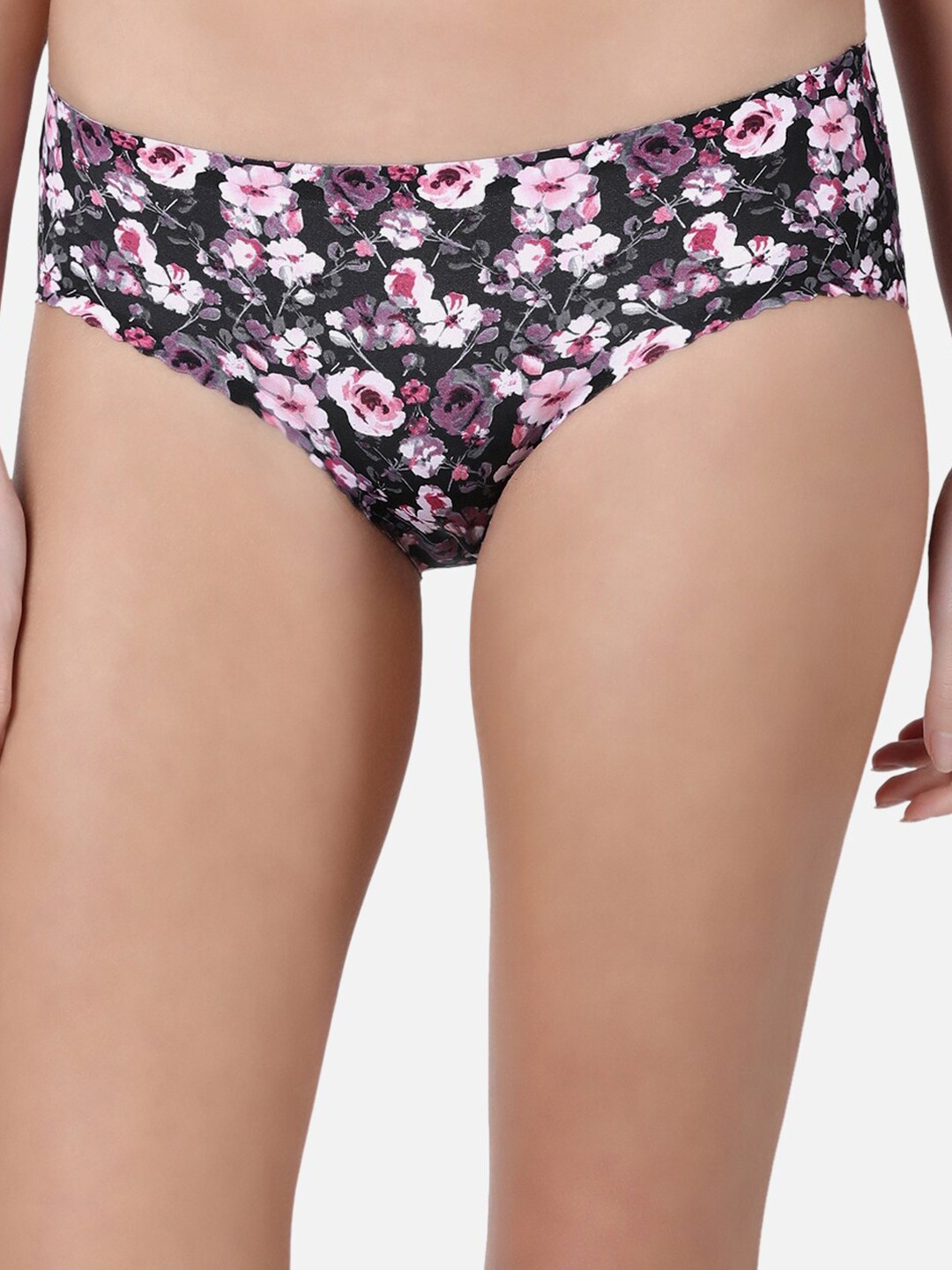

Enamor Women Black & White Printed Basic Briefs