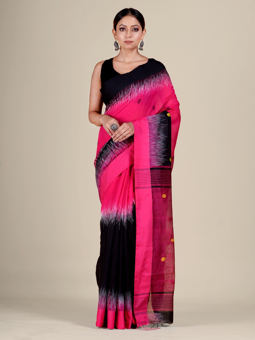 

Mitera Pink & Black Floral Saree