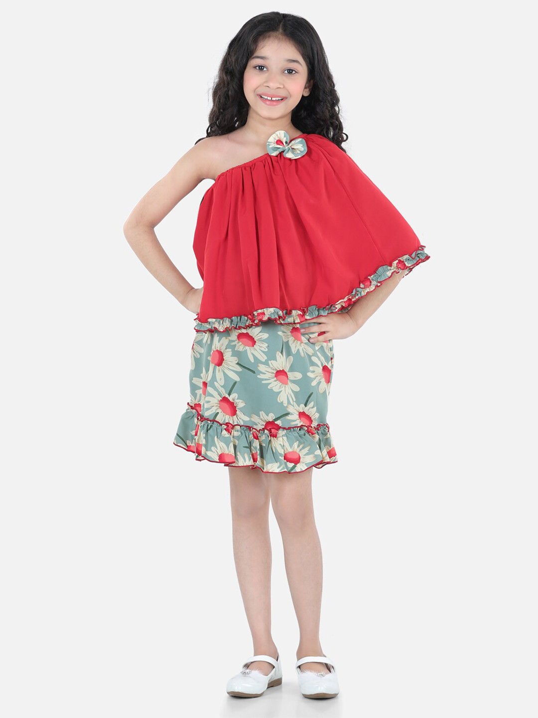 

Cutiekins Girls Red & Green Top with Skirt