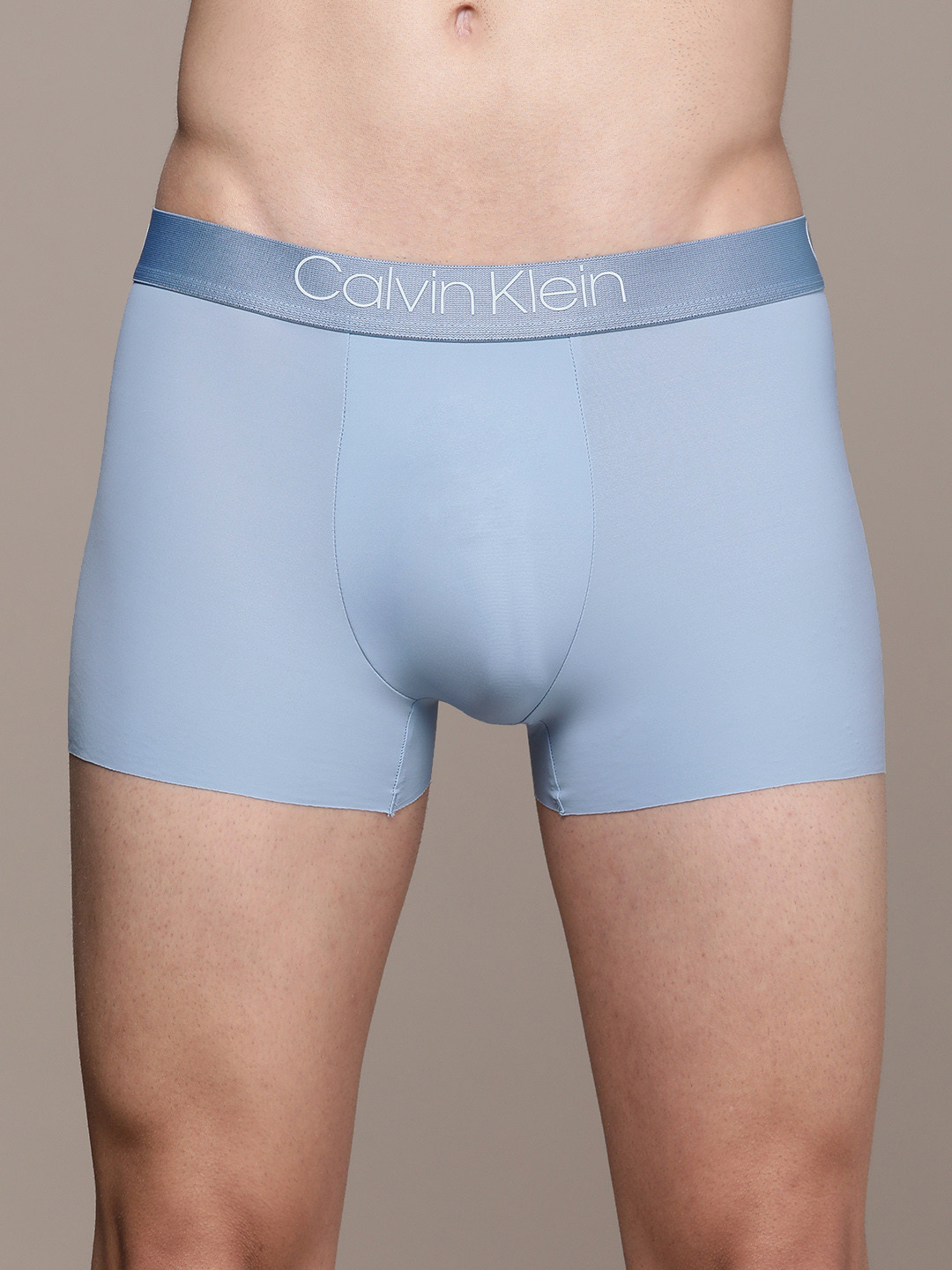 

Calvin Klein Underwear Men Blue Duet Typographic Printed Trunk NB3098C13
