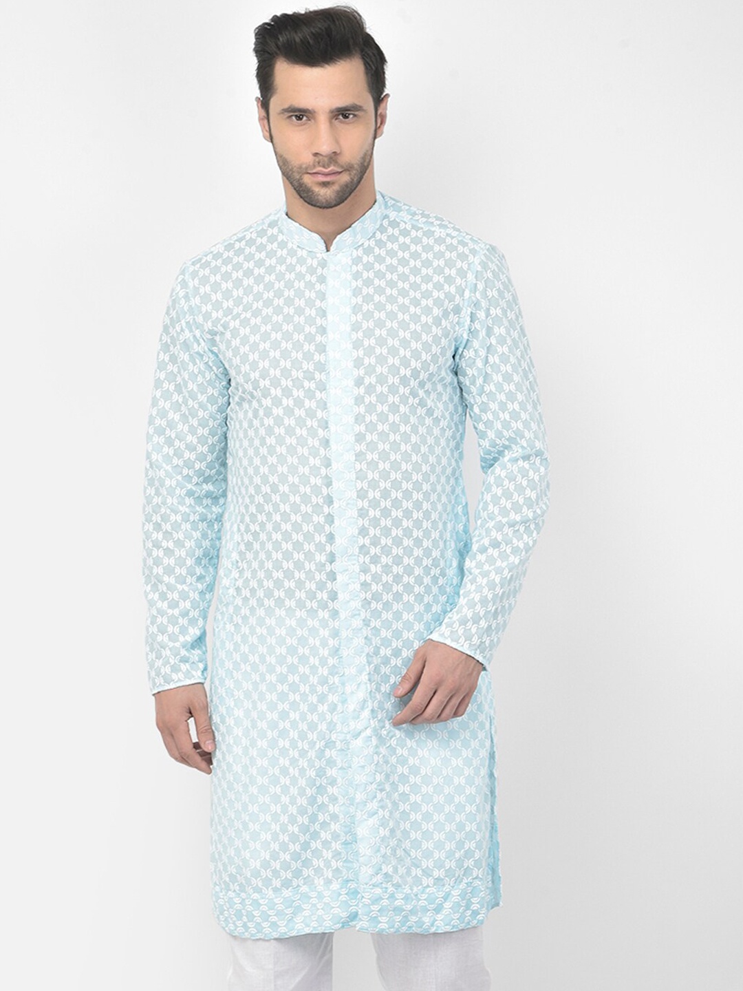 

LAMAAYA Men Blue Embroidered Pure Cotton Kurta with Pyjamas