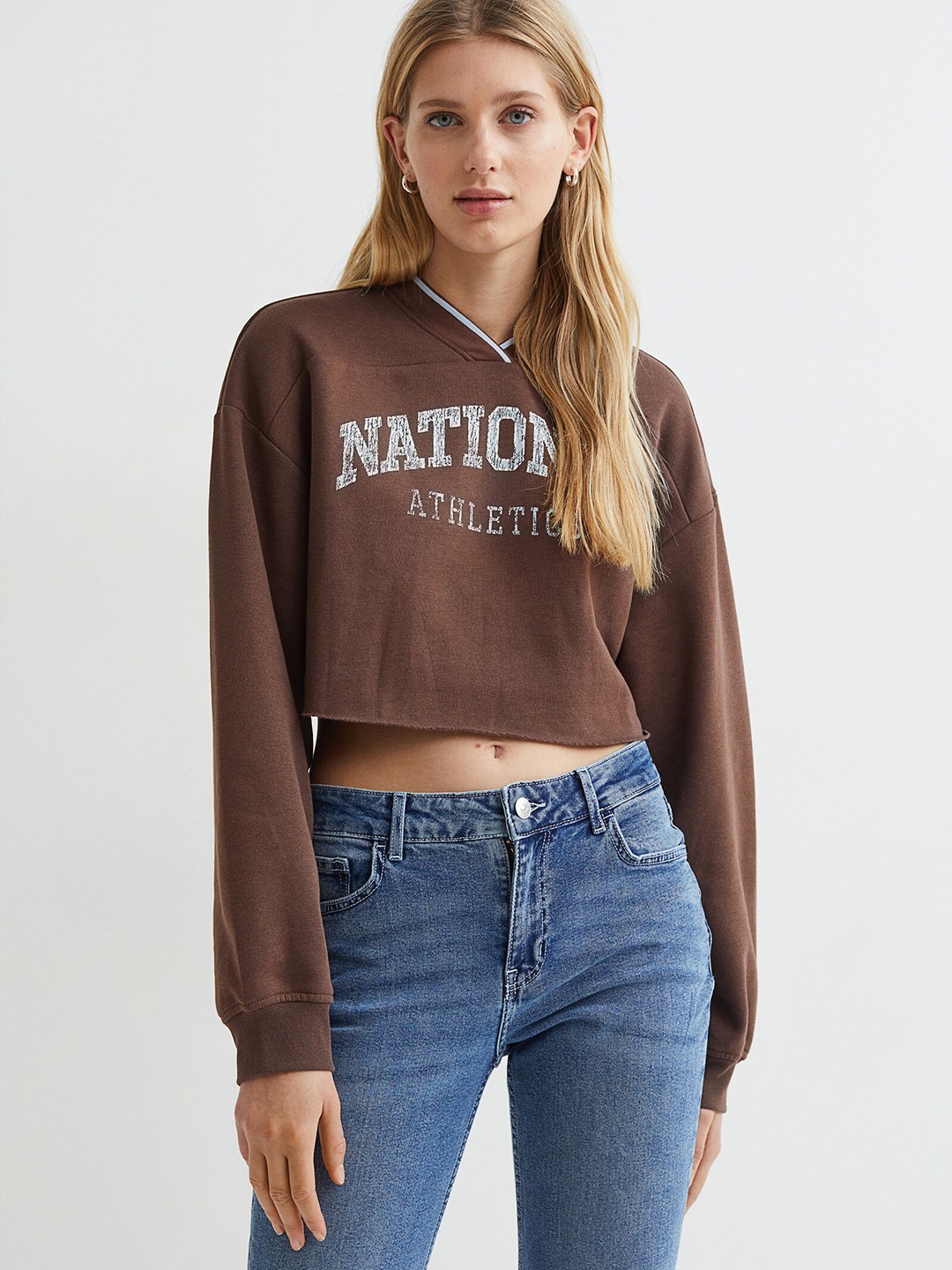 

H&M Women Brown Cropped Sweatshirt