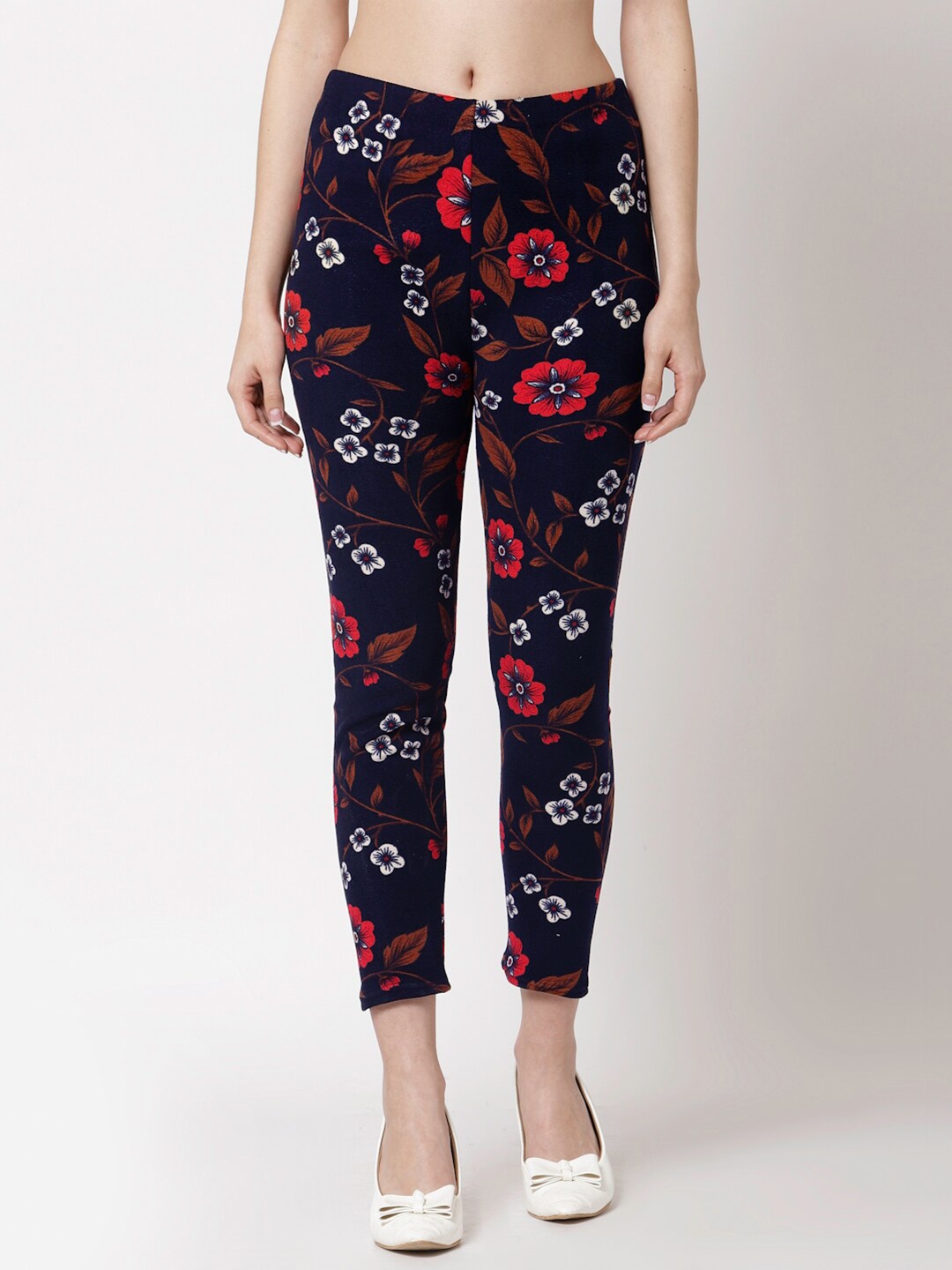 

KLOTTHE Women Black & Red Floral Printed Skinny-Fit Woolen Treggings