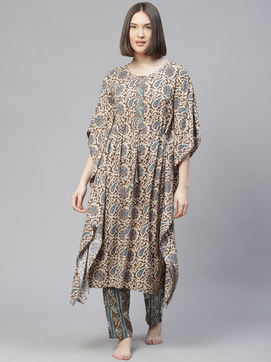 

Readiprint Fashions Women Brown & Beige Printed Night suit