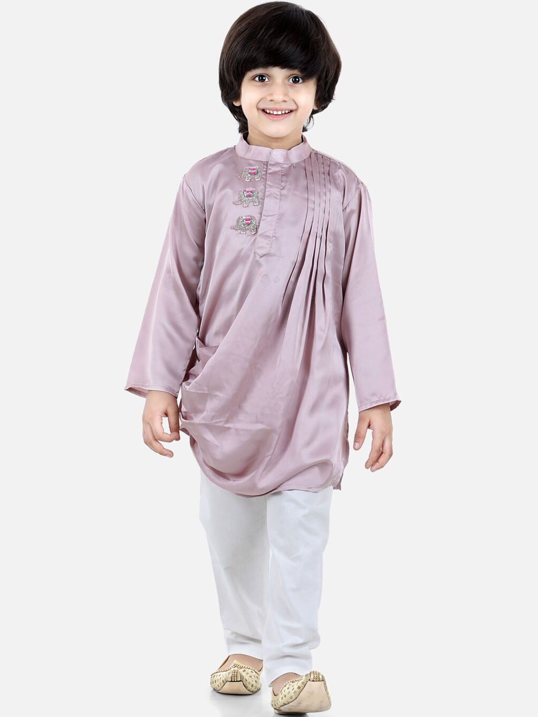

Fairies Forever Boys Mauve & White Hand Embroidery Pleated Kurta with Pyjamas